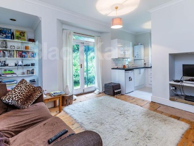 Apartment for rent in Crouch End, Greater London