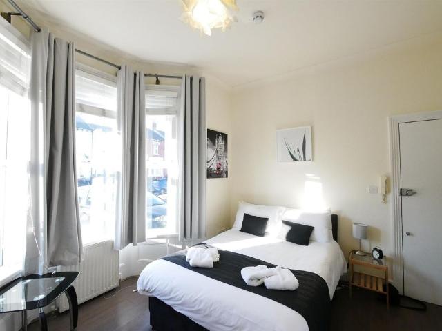 Studio for rent in Hornsey, Isle Of Man