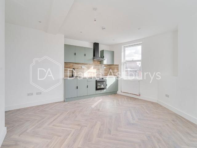 Studio for rent in London Borough of Islington, Greater London