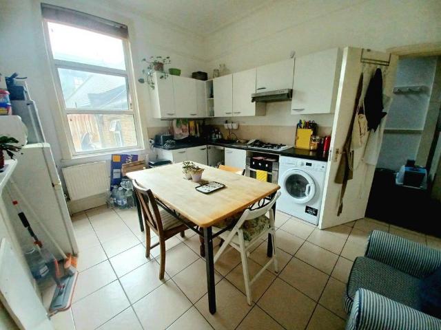 Apartment for rent in Holloway, Greater London