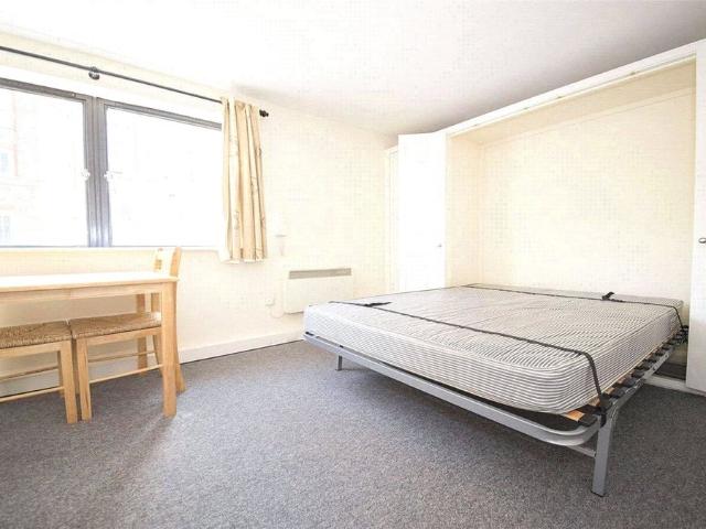 Studio for rent in Holloway, Lower Holloway