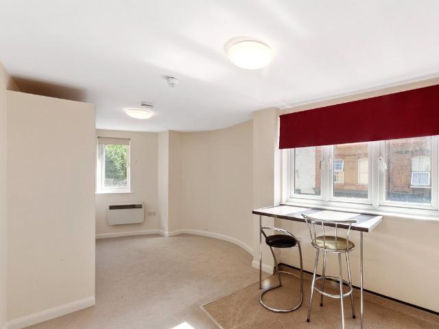 Studio for rent in Lower Holloway, Greater London