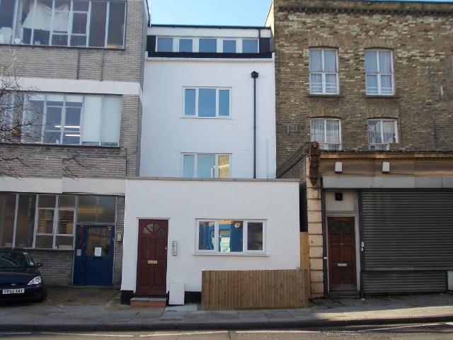 Apartment for rent in Winchmore Hill, Greater London