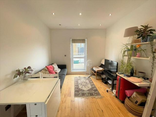 Apartment for rent in Holloway, Greater London