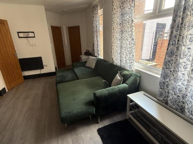 Apartment for rent in Warrington