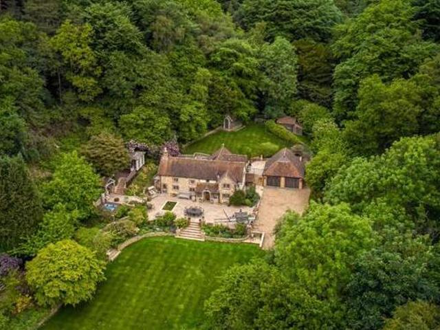 House for sale in Cranleigh, Waverley