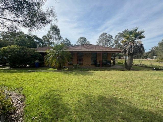 Cottage for rent in Toombul, Queensland