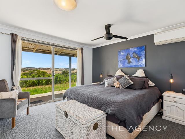 Cottage for sale in West Toodyay, Western Australia