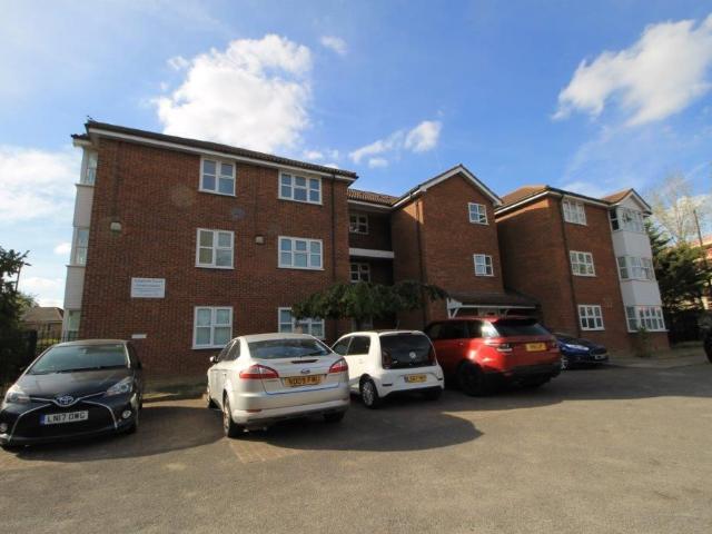 Apartment for rent in London Borough of Ealing, Greater London