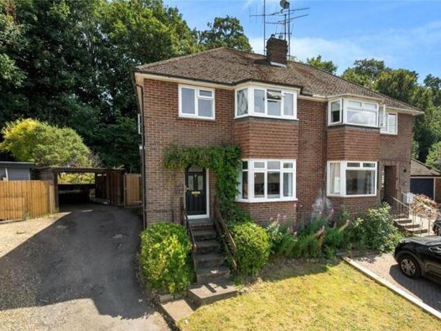 House for sale in Horsell, Woking