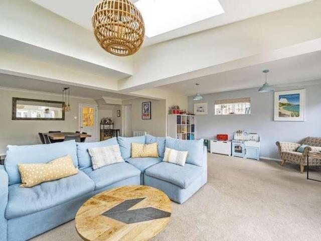 House for rent in Horsell, Woking