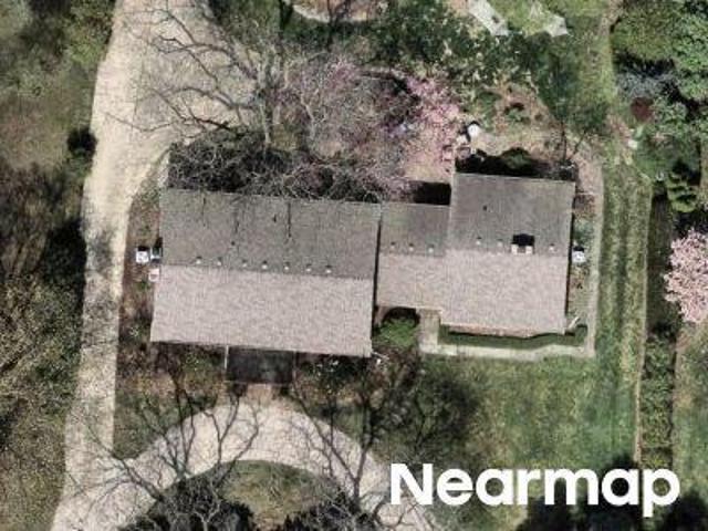 House for sale in Grosse Ile