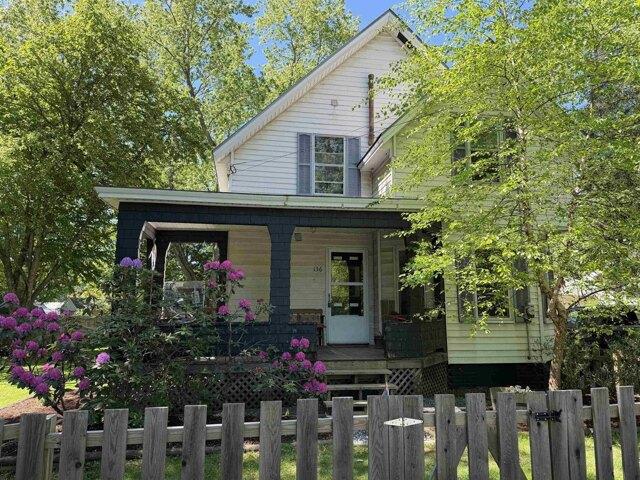 House for sale in Plantsville, Vermont