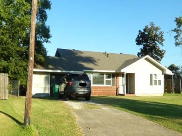 House for sale in Sulphur, Louisiana