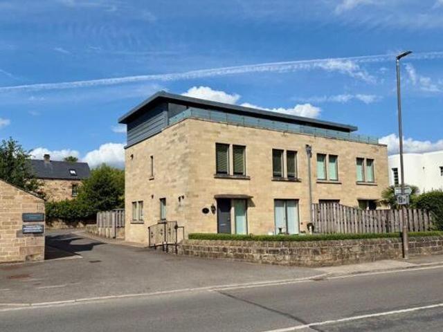 House for sale in Froggatt, East Midlands