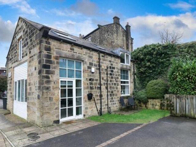 House for sale in Kippax, West Yorkshire