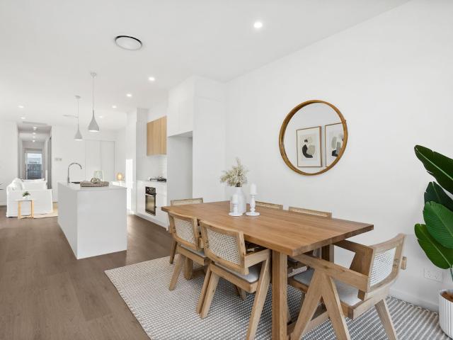 House for rent in Wollongong West, New South Wales