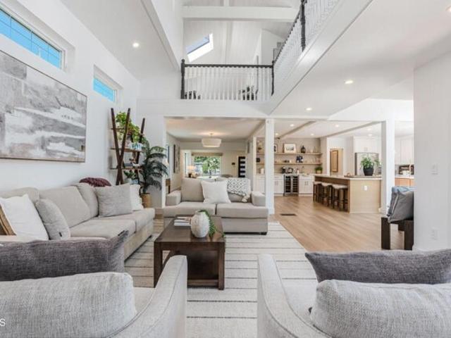 House for sale in Canoga Park, California