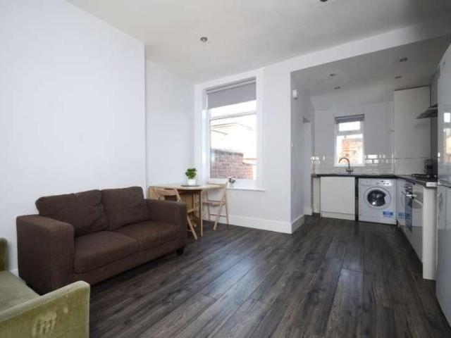 House for rent in Fallowfield Triangle, Manchester