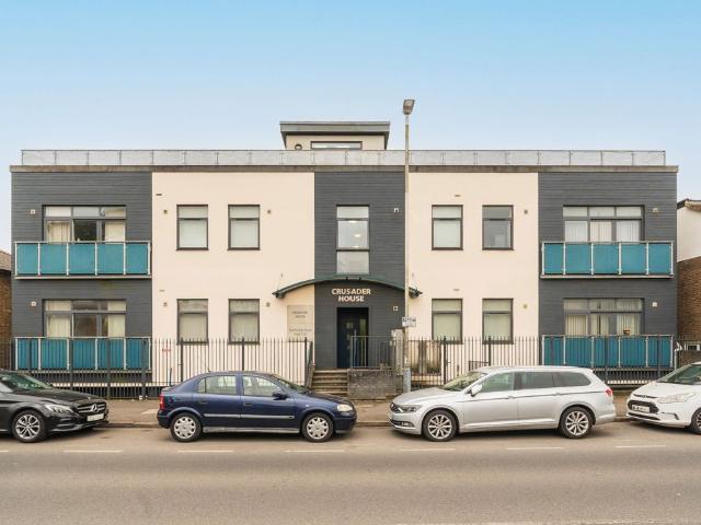Apartment for rent in Yiewsley, Greater London
