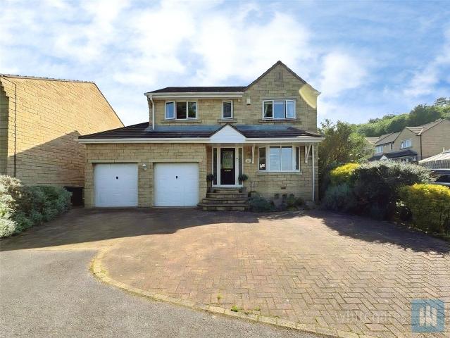 House for rent in Hill Top Estate, Kirklees