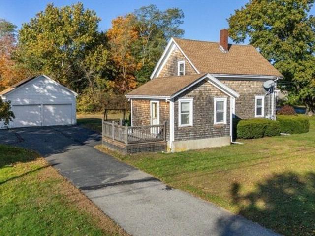 House for sale in Swansea, Massachusetts