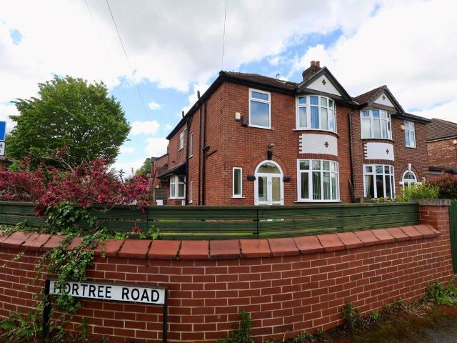 House for rent in Gorse Hill, Trafford Park