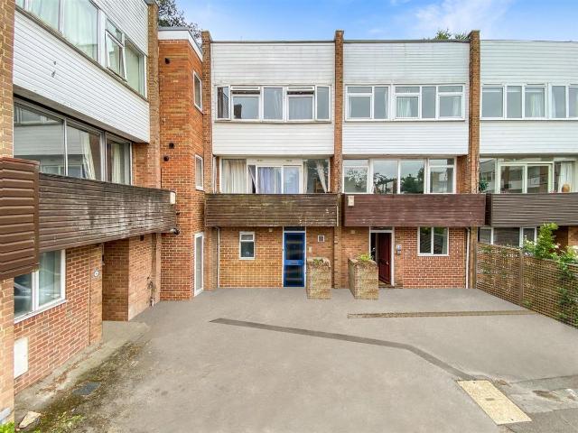 House for rent in The Slade, Oxfordshire