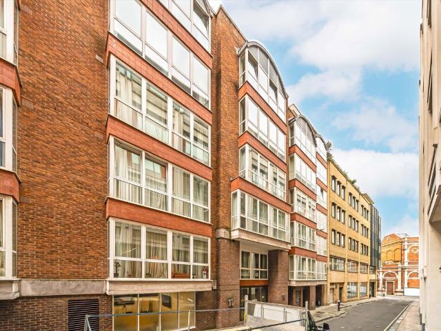 Apartment for rent in Blackfriars, Lyons