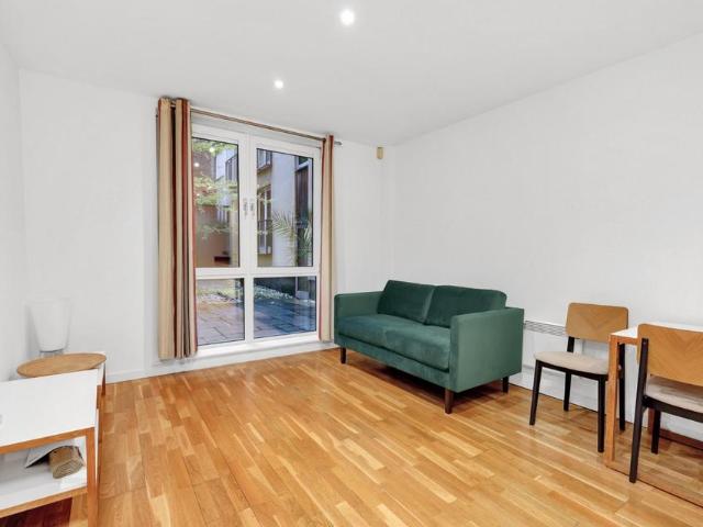 Apartment for rent in Blackfriars, Lyons