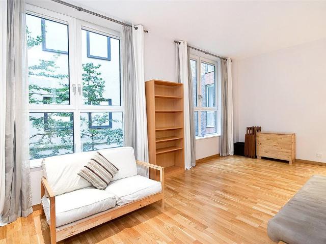 Apartment for rent in Blackfriars, Lyons