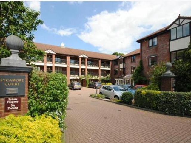 House for sale in Oxted, Hillview