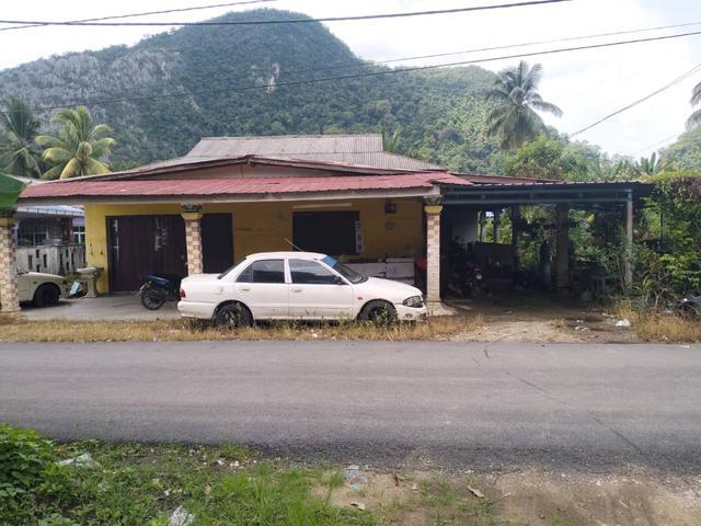Bungalow for sale in Seri Kembangan, Majlis Bandaraya Subang Jaya