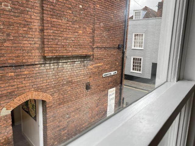 Apartment for rent in St. Mildred's, The Bridge