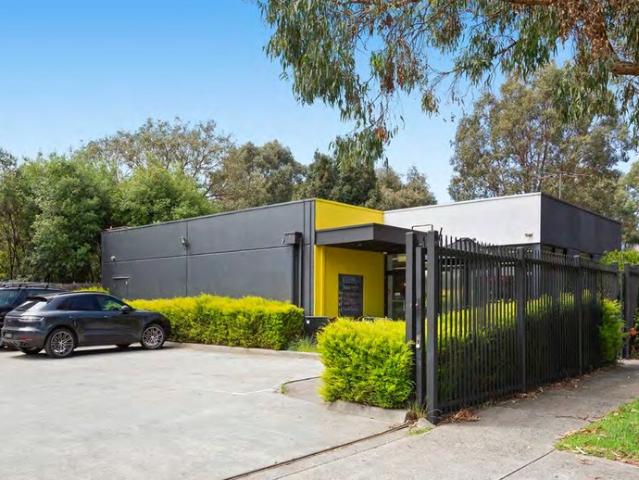 Retail for rent in Kilsyth, Melbourne