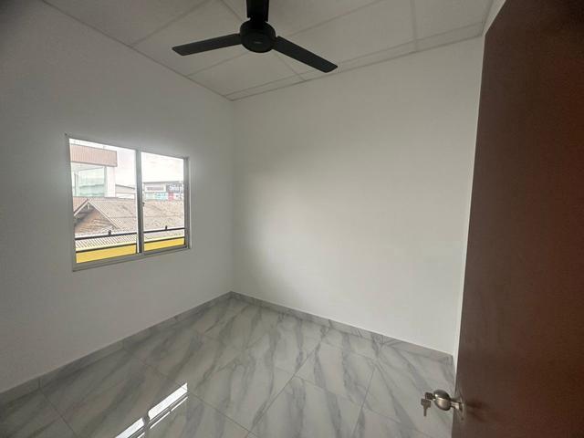 Townhouse for rent in Petaling, Alam Impian
