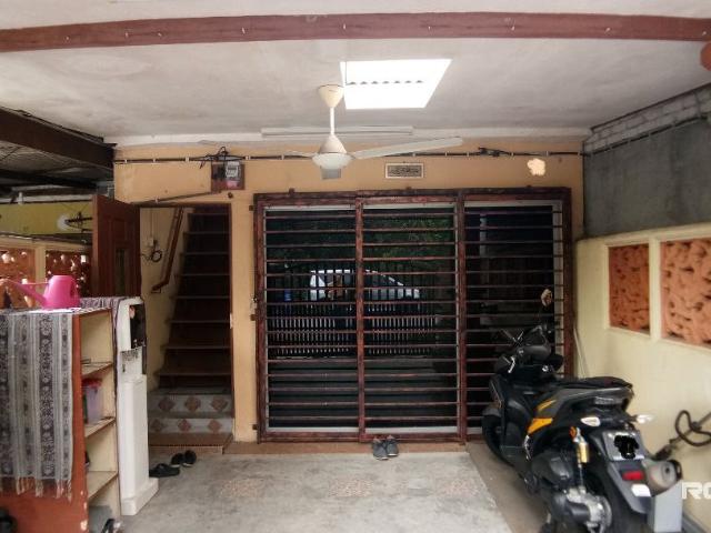 House for rent in Petaling, Alam Impian