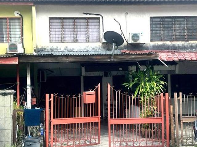 Terraced House for sale in Langat, Selangor