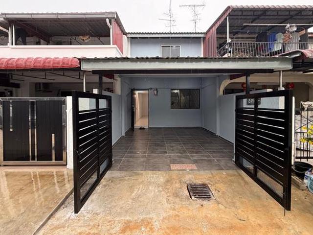 Terraced House for sale in Bandar Baru Permas Jaya, Kampung Senibong