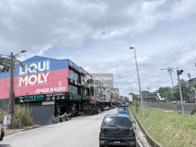 Shop for sale in Johor