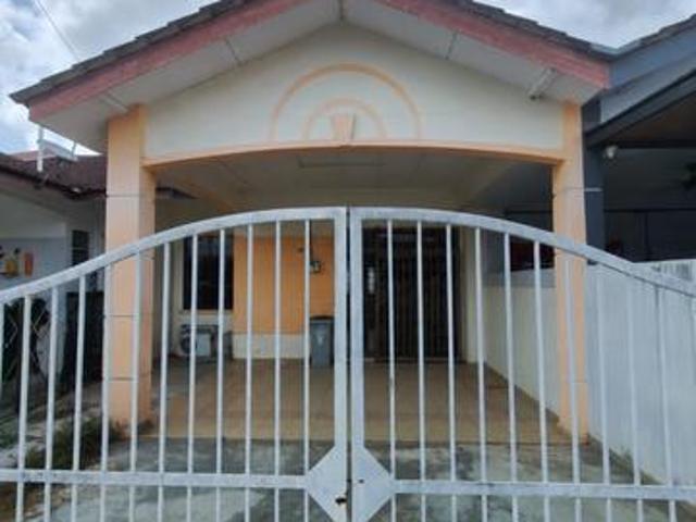 Terraced House for sale in Tangkak, Johor