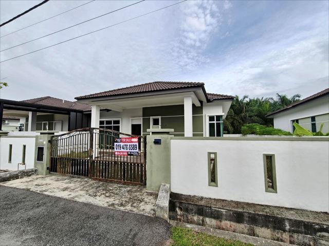 Residential House for sale in Tangkak, Johor