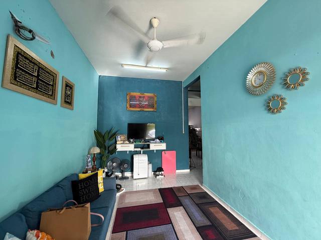 Terraced House for sale in Malaka