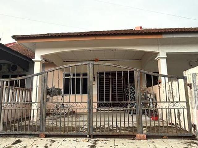 Terraced House for sale in Tangkak, Johor