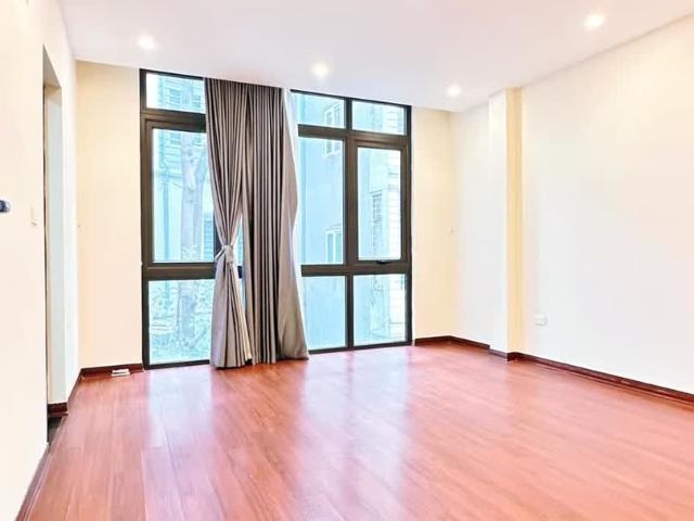 Nhà bán tại Hoàn Kiếm, Hà Nội