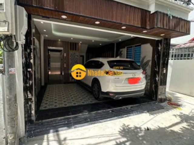 Nhà mặt phố bán