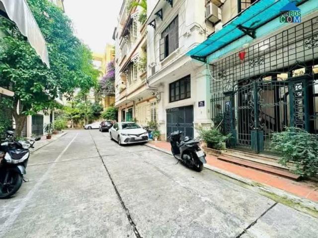 Nhà bán tại Hoàn Kiếm, Hà Nội