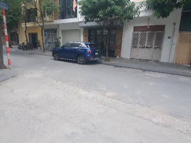 Nhà mặt phố bán tại Hoàn Kiếm, Hà Nội