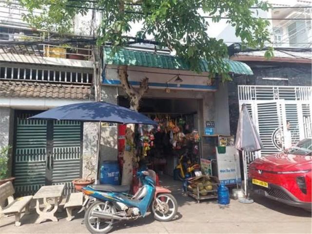 Nhà mặt phố bán