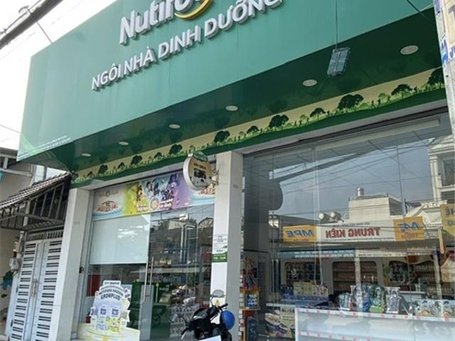 Nhà mặt phố bán